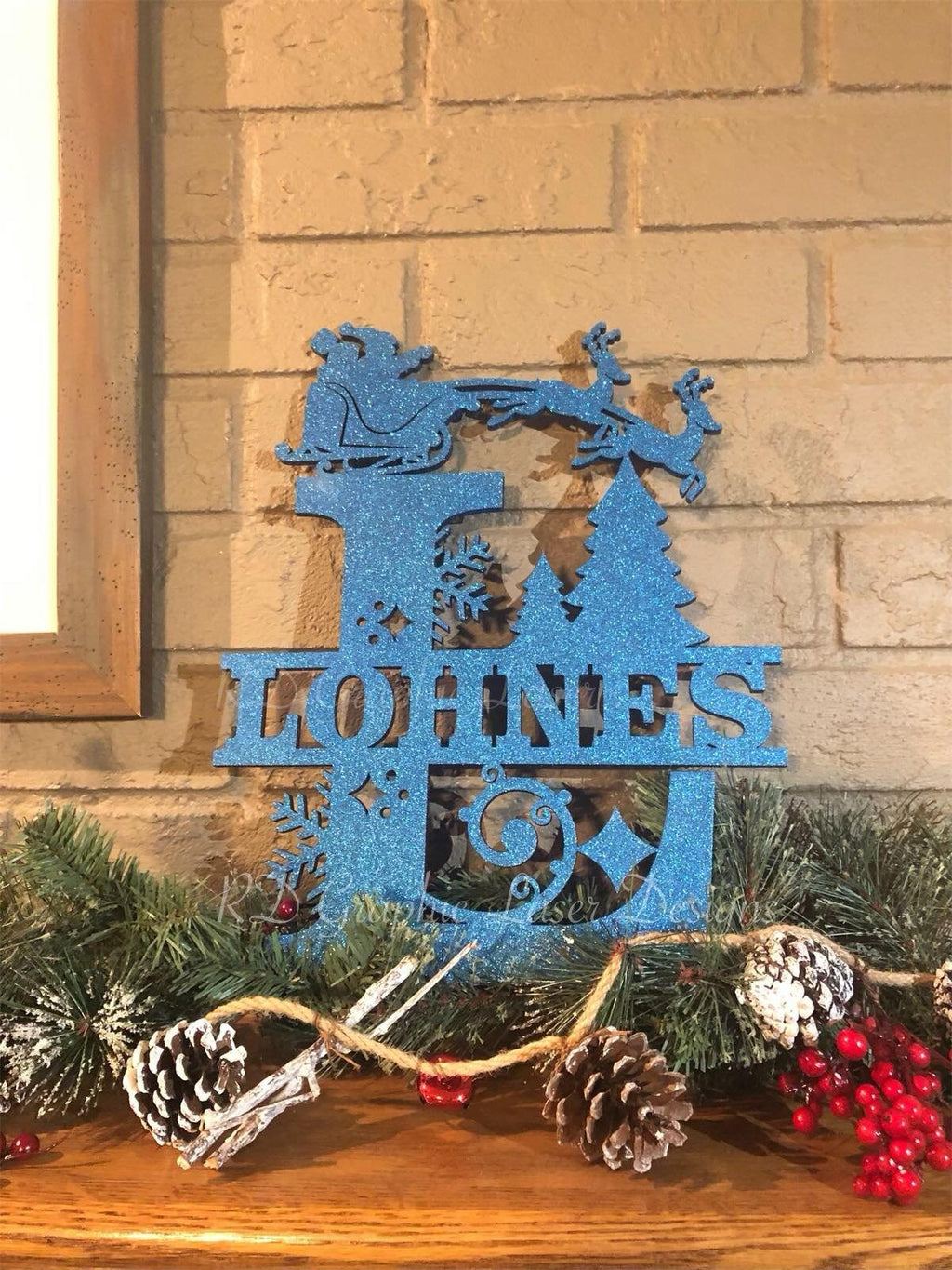 Christmas Theme Split Letter Monograms - A-Z Personalized Wood Sign - Christmas Last Name Sign - Wall Hanging - Christmas Split Sign