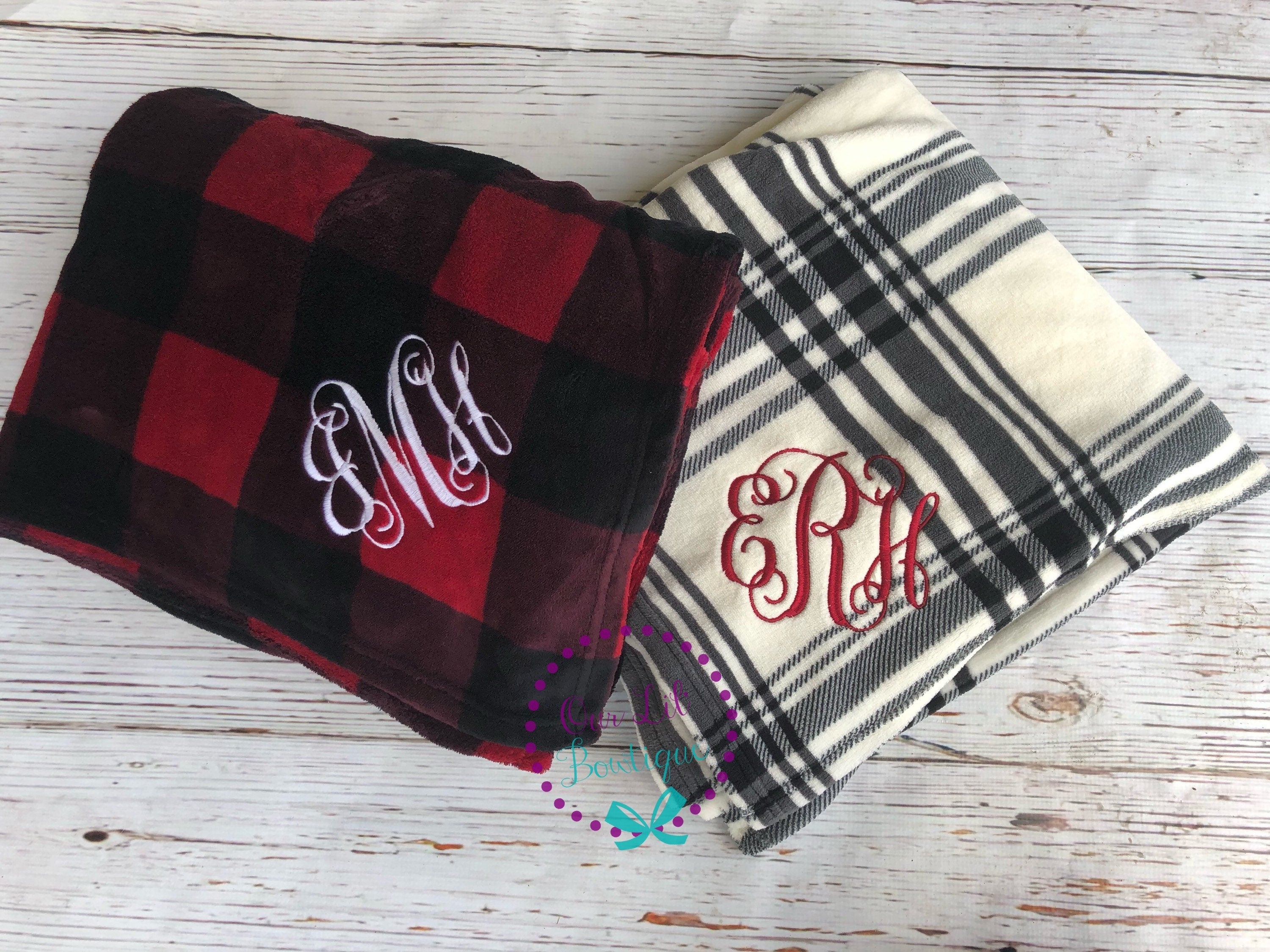 Monogrammed Fleece Blanket: Personalized Plaid Throw (50x60)