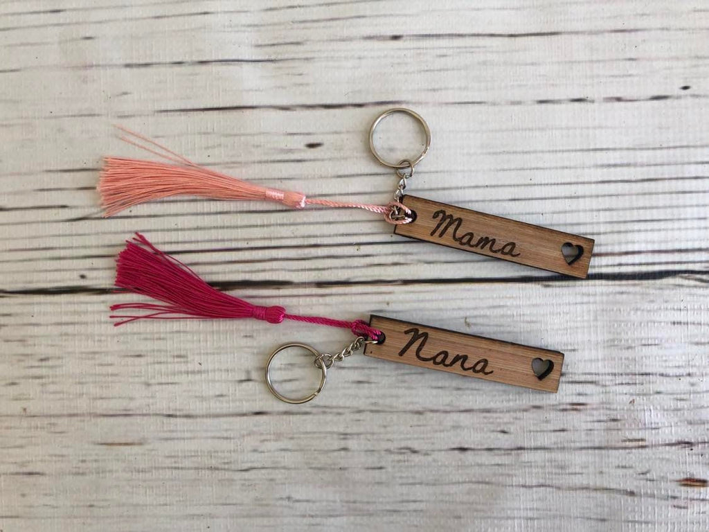 Mom Keychain - Grandma Keychain - Nana - Aunt - Personalized Keychains - Wood Keychains - Laser Engraved - Adult Keychain - Christmas