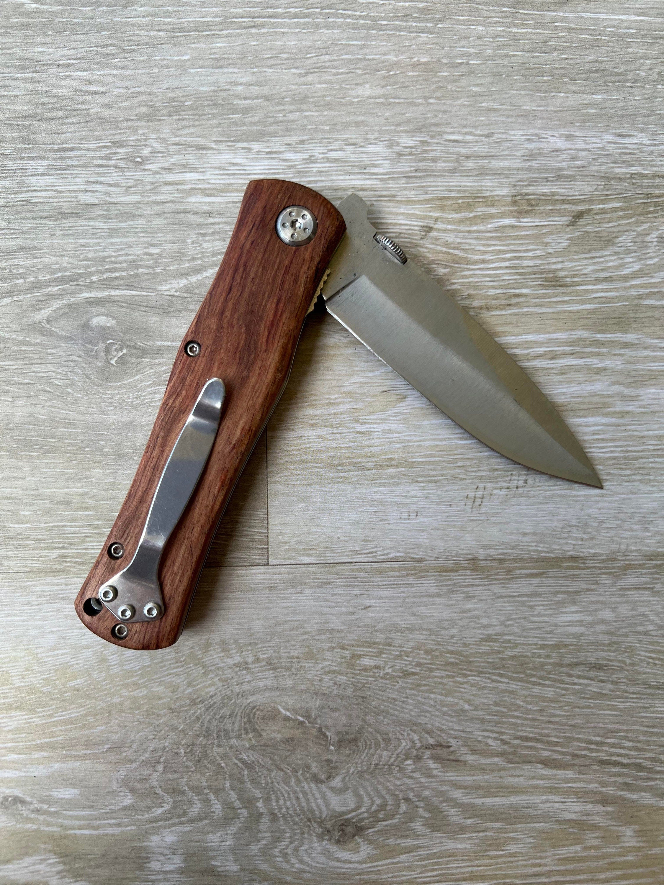 Monogrammed Pocket Knife - Personalized Knife for Husband - Hunting Knife - Custom Knife - Fathers Day Gift - Groomsman Gift - Pocket Knife