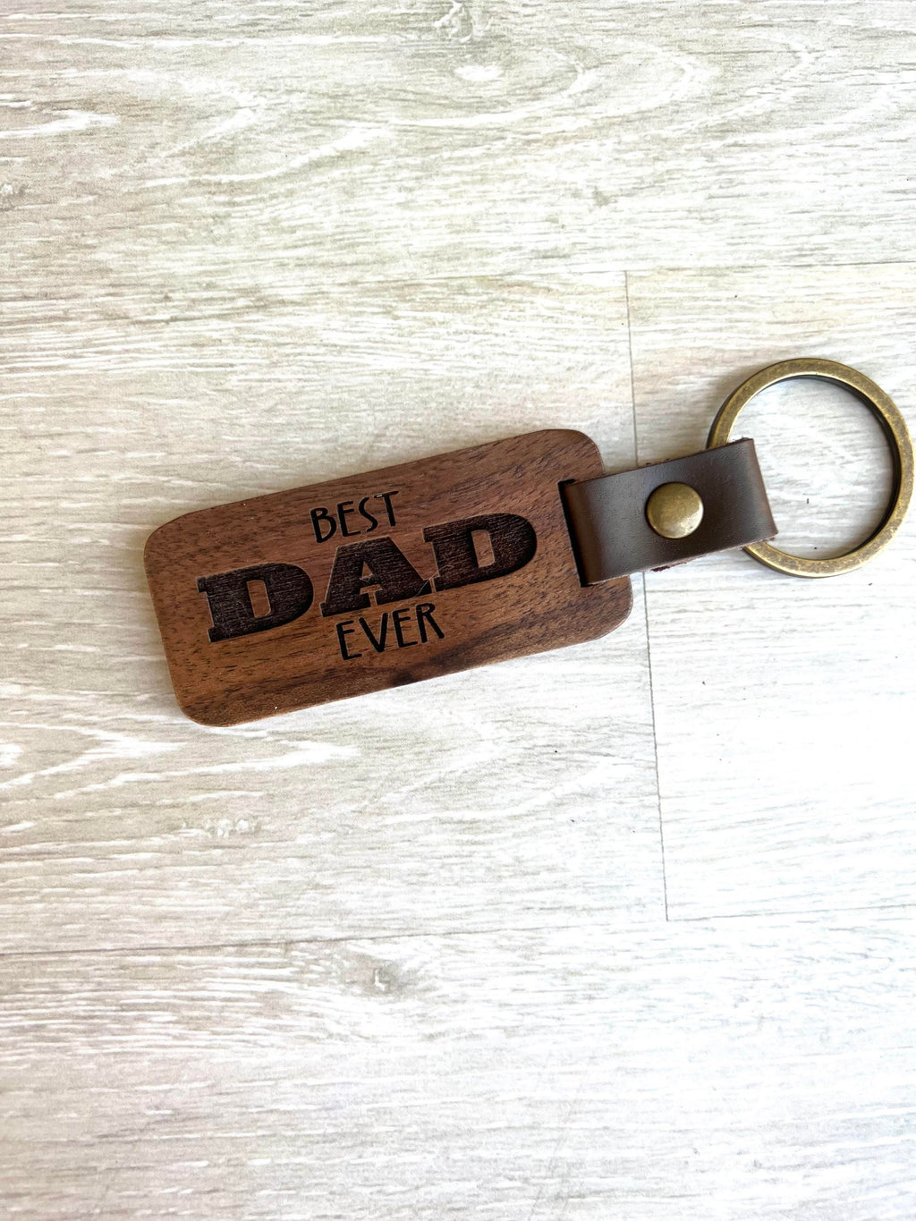 Dad Keychain - Personalized Keychains - Wood Keychain for Dad - Laser Engraved - Fathers Day Keychain - Papa Keychain - Grandpa - Best Dad