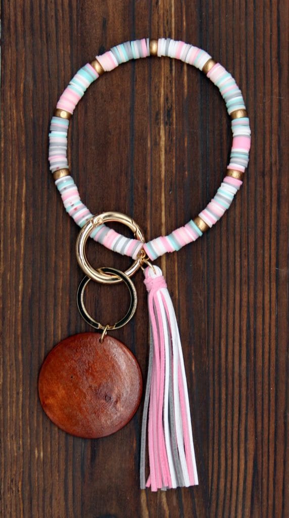 Bead Bracelet Wood Keychain - Monogram Keychain Bracelet -Personalized Keychain Bracelet - Gifts for Mom - Mothers Day Gift - Grandma
