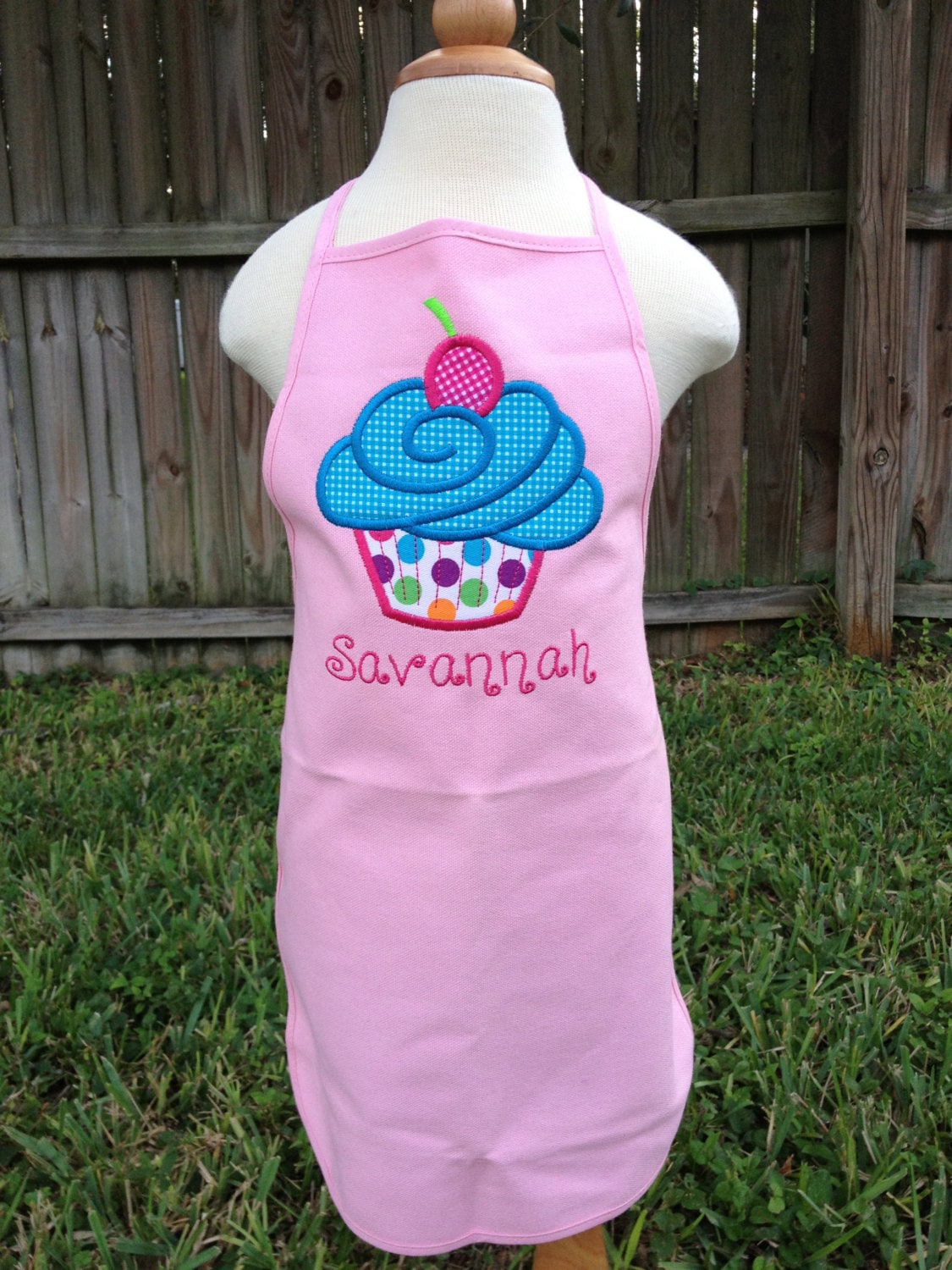 Mommy & Me Personalized Cupcake Apron Set - Cupcake Apron - Kids Apron - Gift - Little Chef
