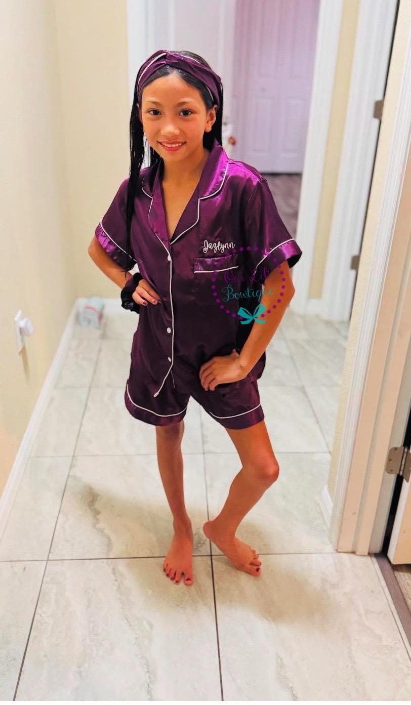 Bow Personalized Pajamas - Silk Pajamas - Kids PJs - Birthday PJs- Personalized Birthday Shirt - Valentine Pajamas