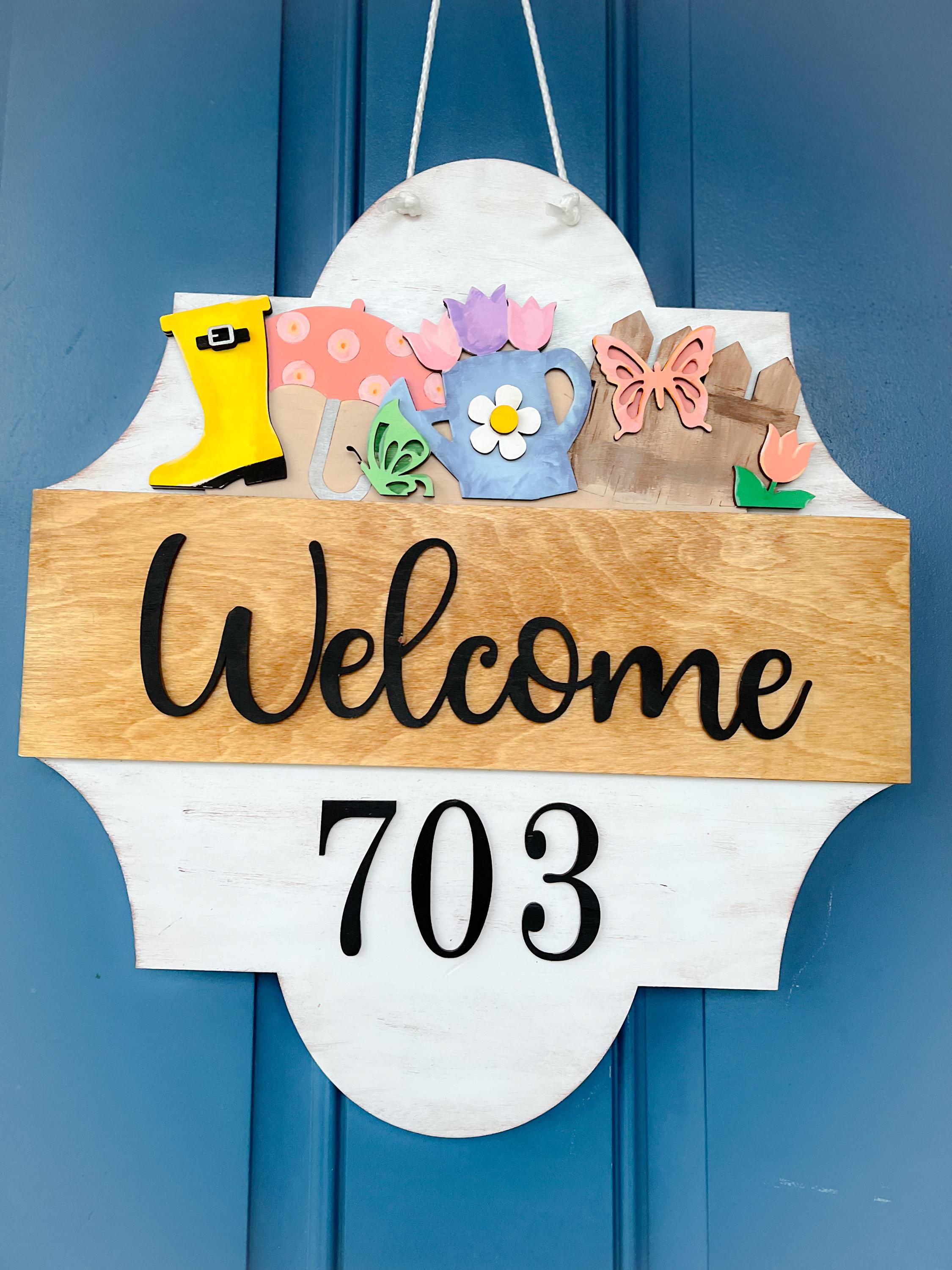 Holiday Door Hanger - Interchangeable Season Sign - Door Hanger - Farmhouse Sign - 3D Welcome Sign