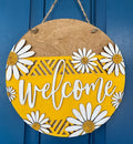 Daisy Door Hanger - Spring Door Hanger - Daisy Sign - Door Hanger - Welcome Sign - Spring Door Sign- Decor - Personalized Decor