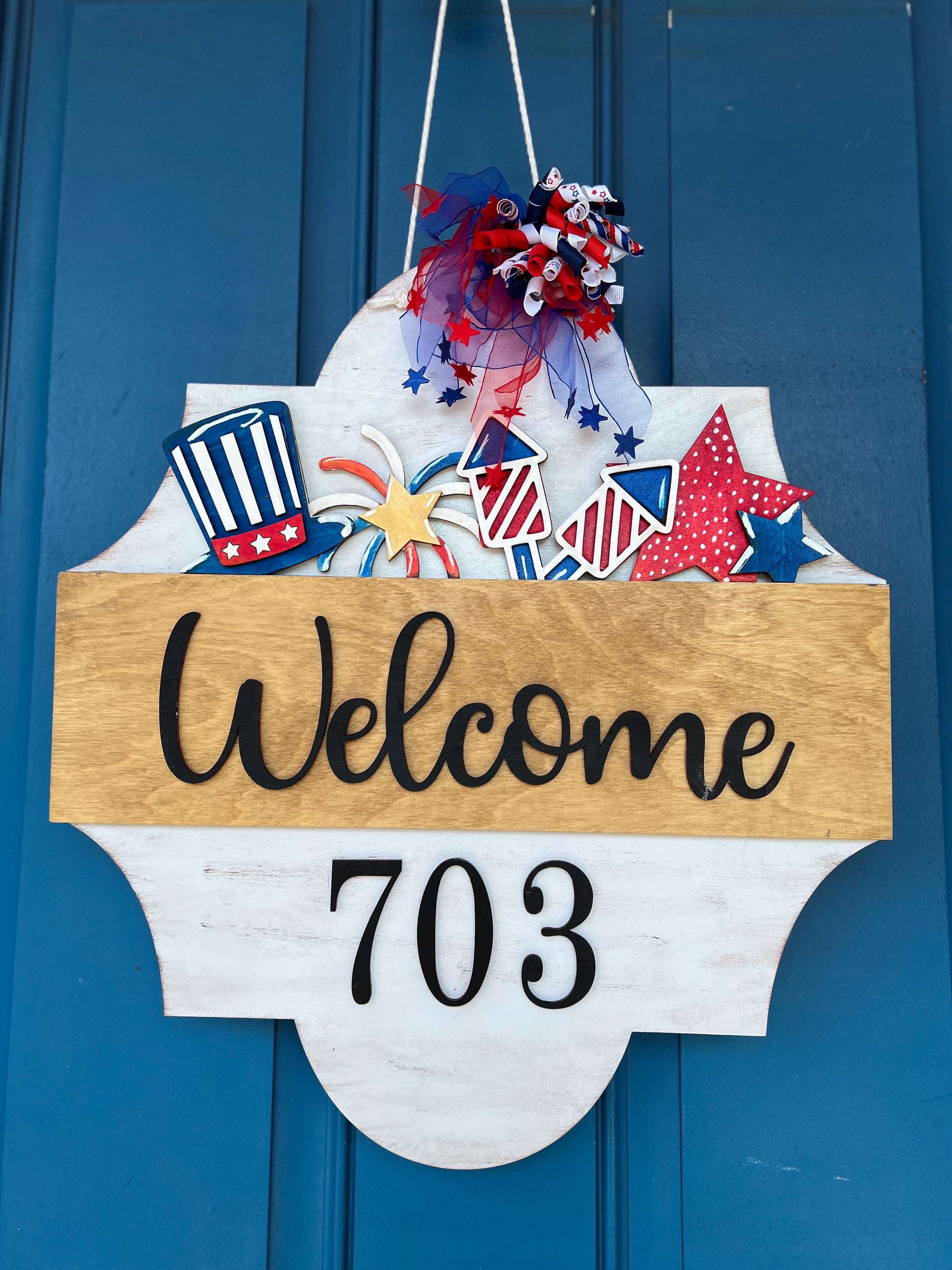 Holiday Door Hanger - Interchangeable Season Sign - Door Hanger - Farmhouse Sign - 3D Welcome Sign