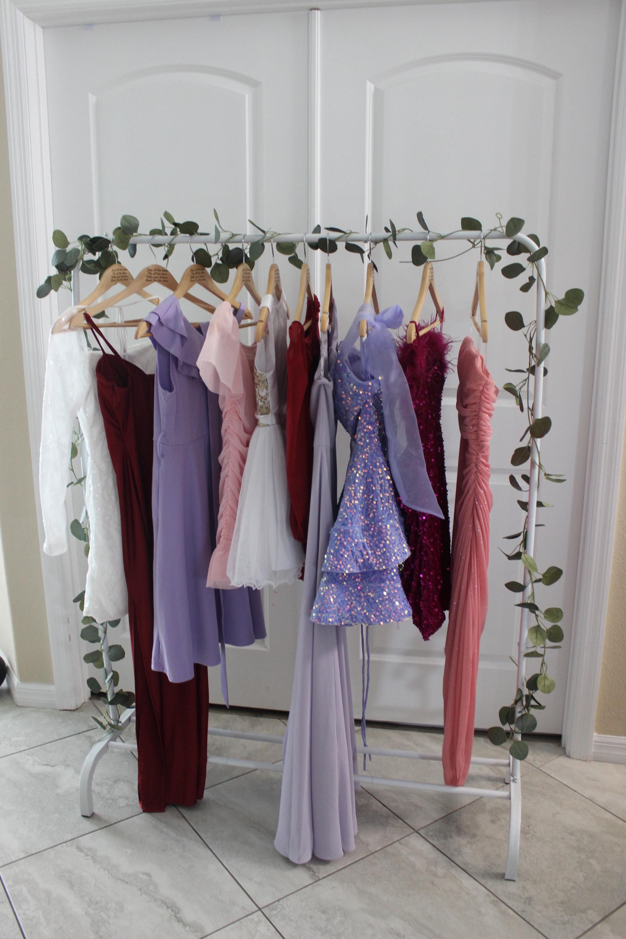 Graduation Hanger - Personalized Hanger - Team Hangers - Gifts - Dress Hanger - Cap and Gown Pictures - Graduation Gift