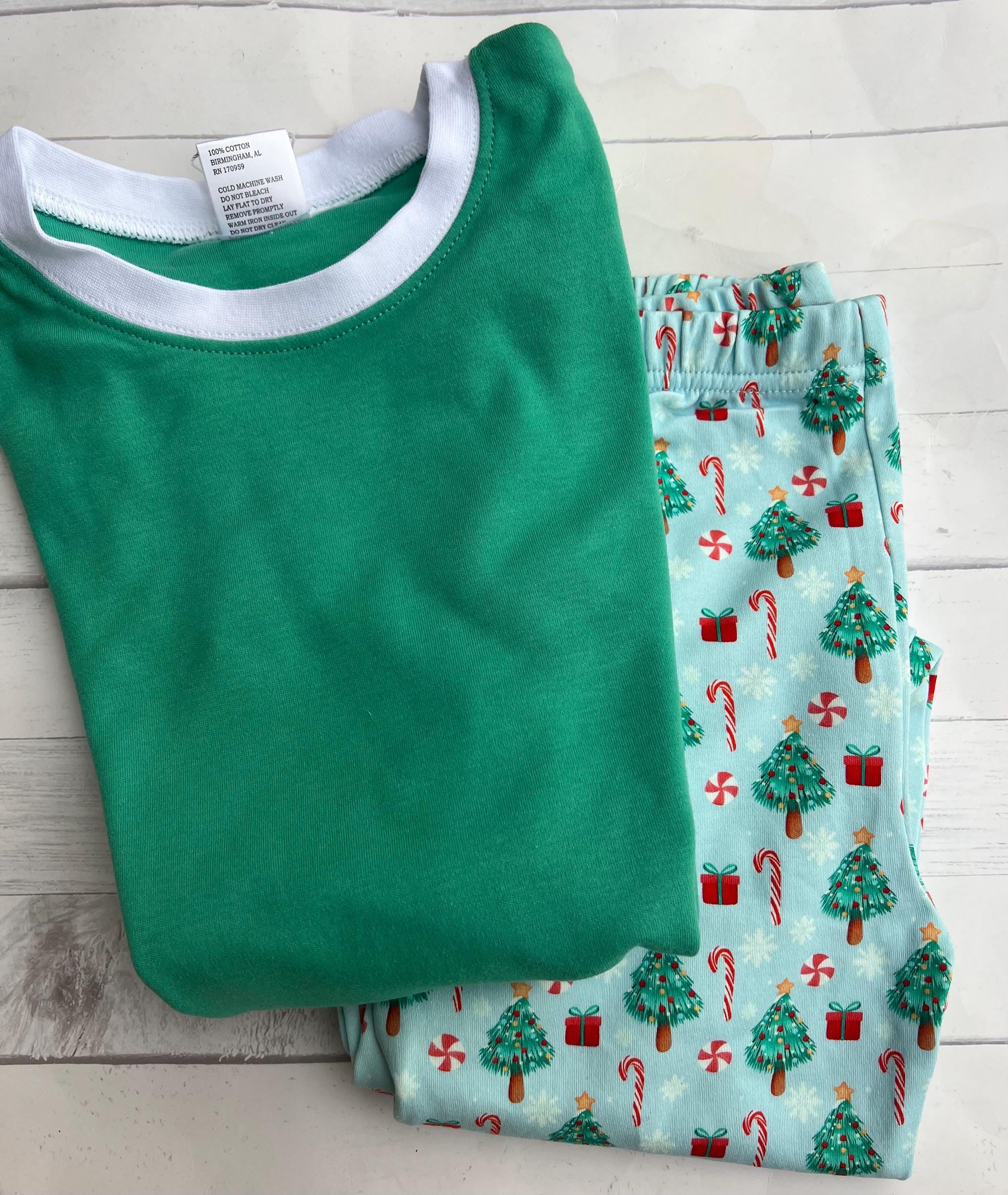 PRE-ORDER Santa Pajamas - Christmas Pajamas - Santa PJs-Girls Christmas Pajamas - Boys Christmas Pajamas - Santa Christmas - Matching PJS