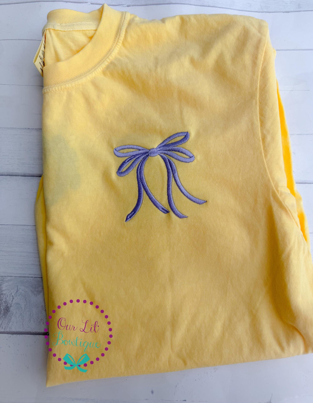 Comfort Colors Bow Monogram Sweatshirt - Personalized Initial Tee