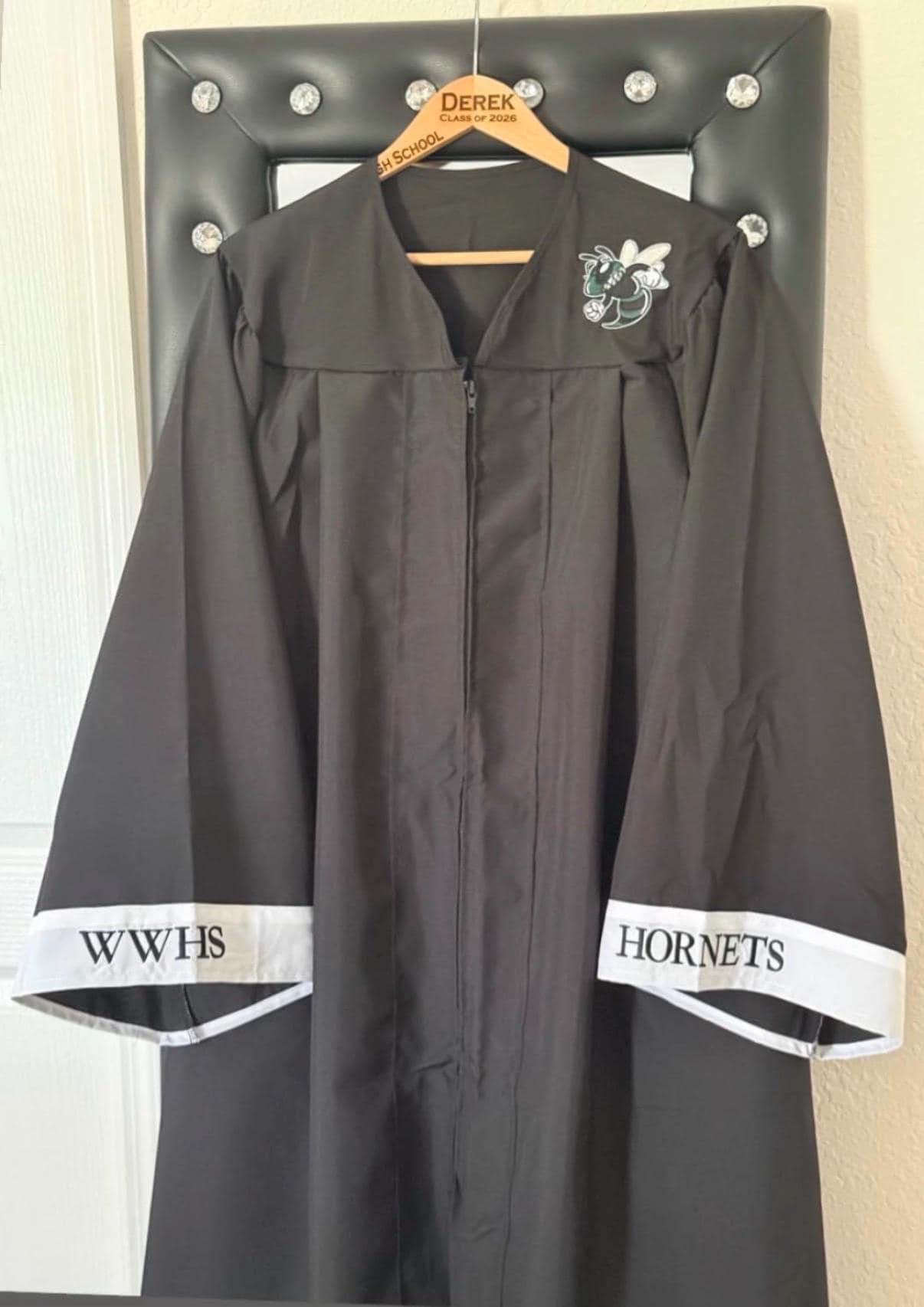 Graduation Hanger - Personalized Hanger - Team Hangers - Gifts - Dress Hanger - Cap and Gown Pictures - Graduation Gift
